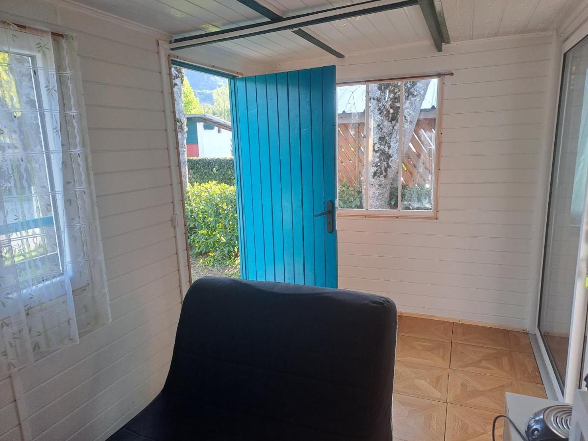 Chalet Privé: Camping 4 Étoiles pour 5 Personnes Hotel Foix Exterior photo